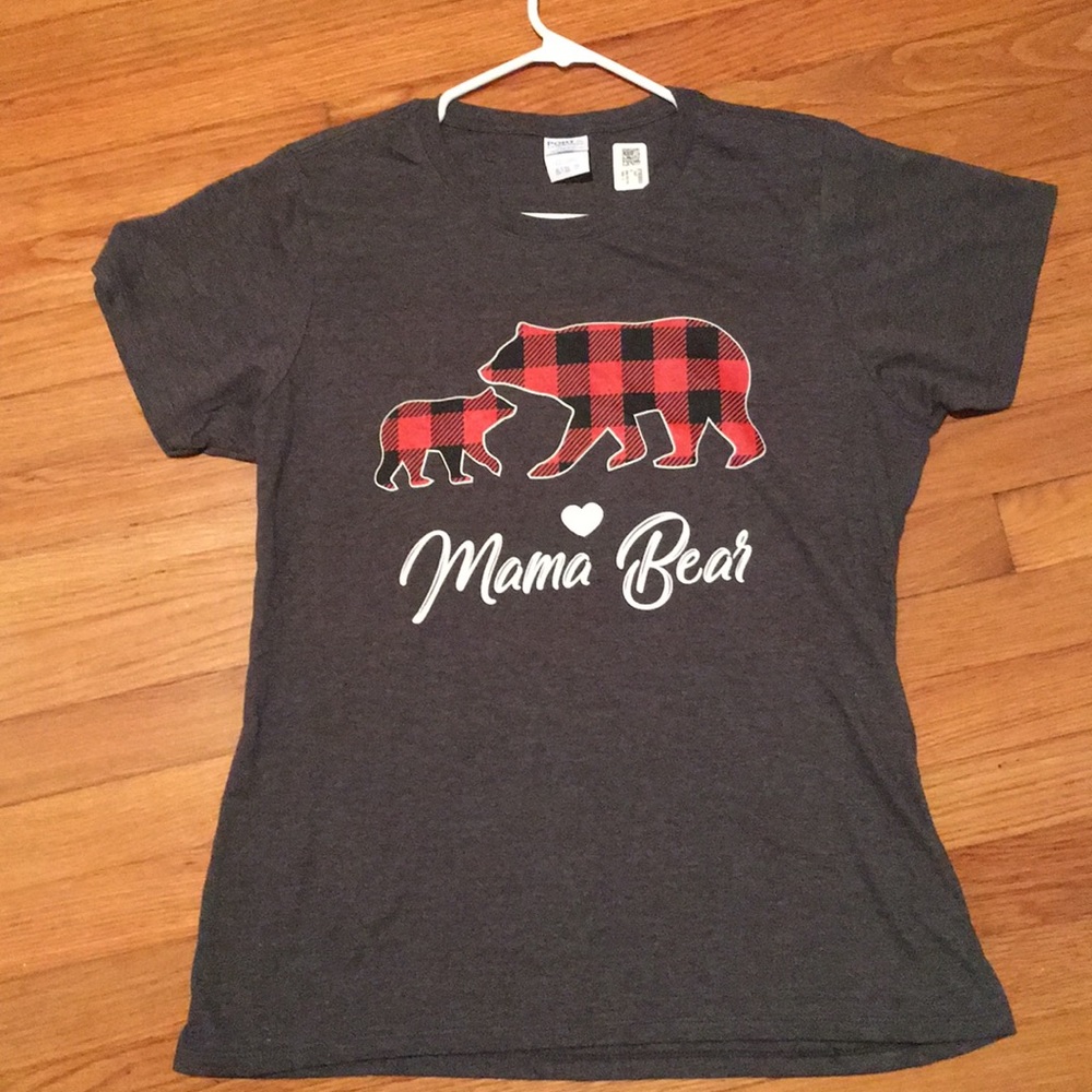 Mama Bear t-shirt NWOT size XL fits L heather gray